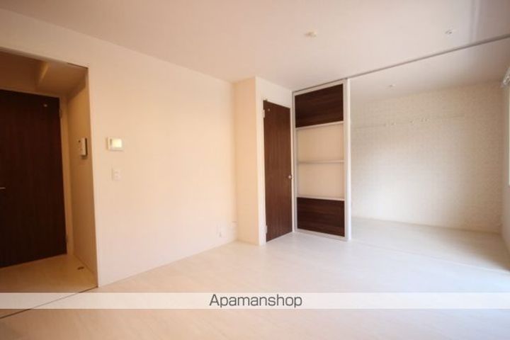 ソフィアの内装