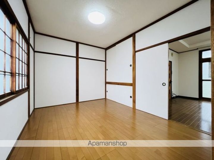 コーポ恵理(コーポエリ)10の内装