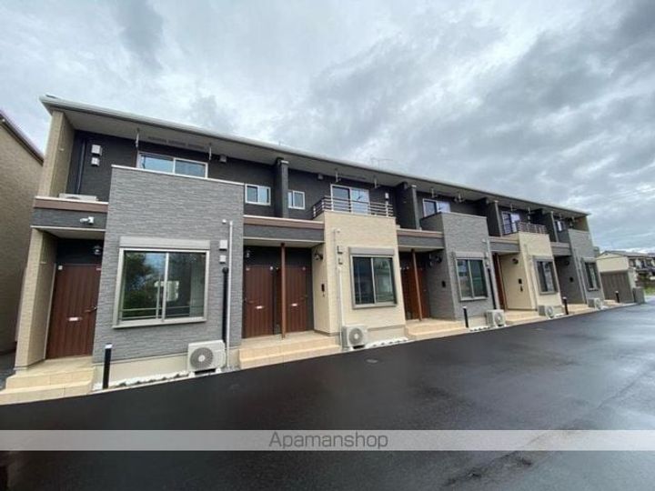 香川県高松市木太町の賃貸アパートの外観