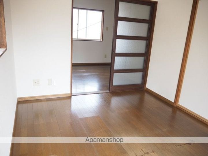 ハイムセピア1-Aの居間