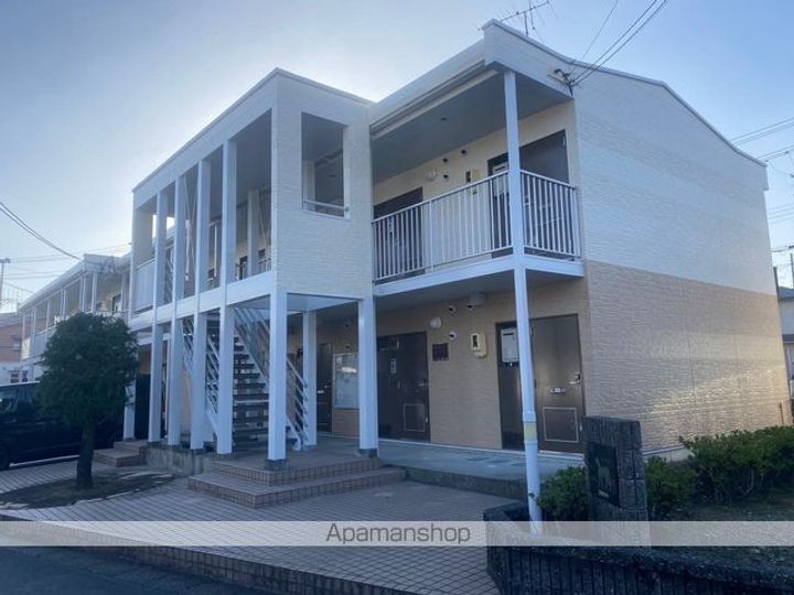 レオパレスひまわりの外観