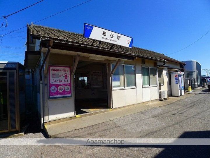 カトリーヌDの周辺