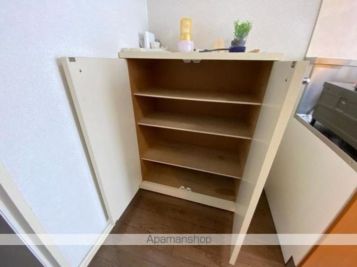 香川県高松市伏石町の賃貸アパートの内装