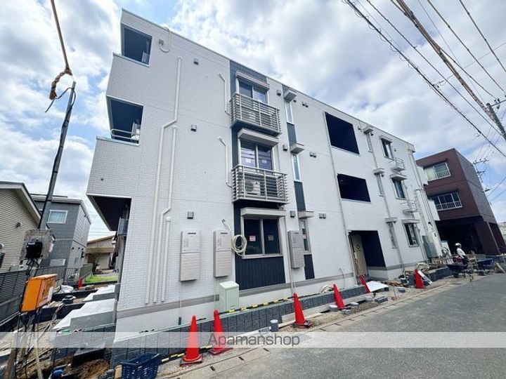 DーROOM南花園の外観