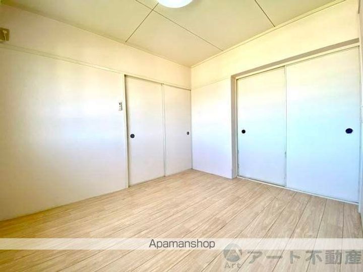 アルト堀江 1号棟の内装