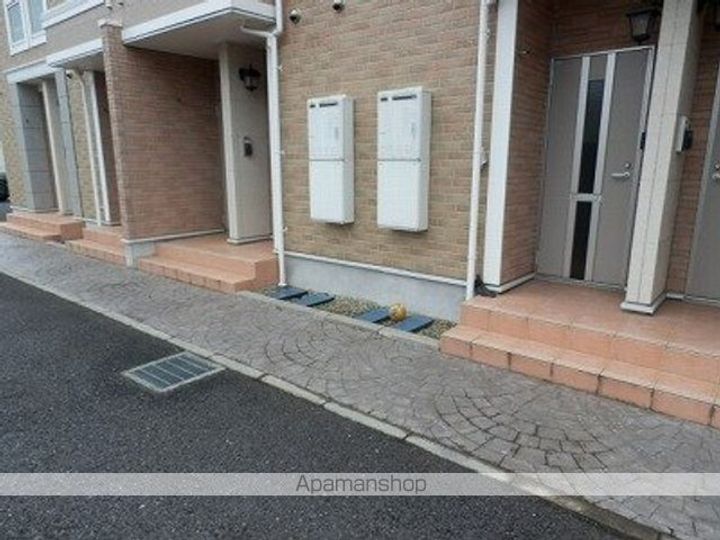 サンリット・シーズンのその他画像