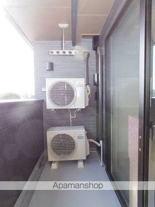 MAHANA WESTのその他画像