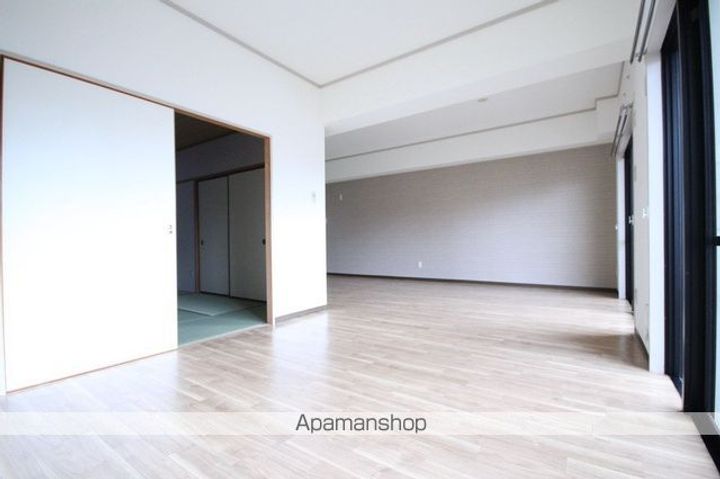 カーサグラシアの居間