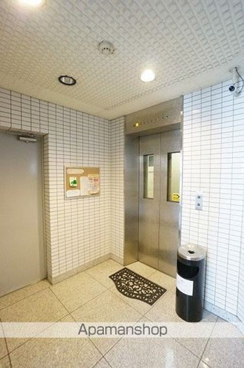 ボーセジュールサツカビルの外観