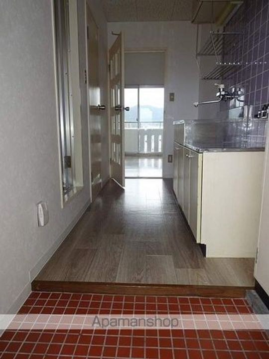 スカイプラザ新田の玄関