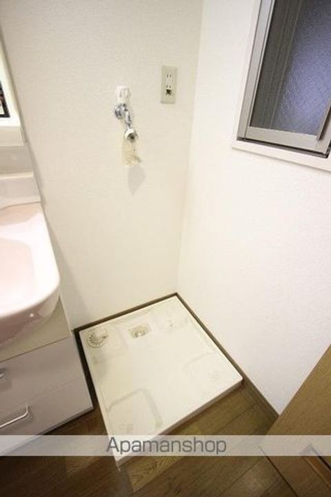 香川県高松市春日町の賃貸マンションの内装