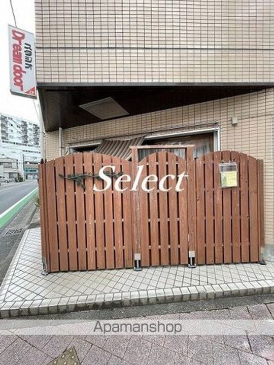 ドエル三ツ沢の周辺