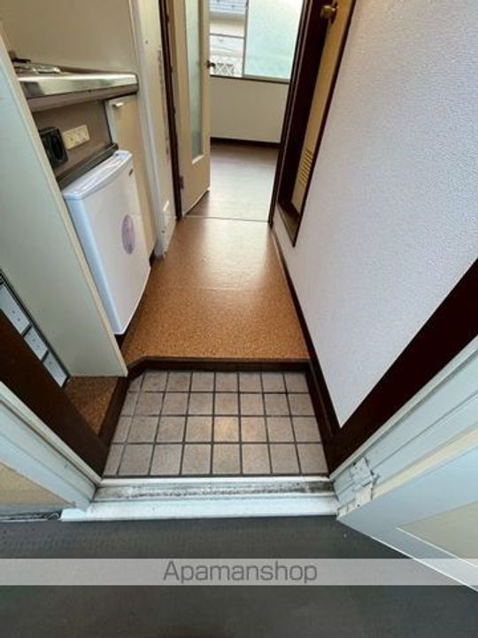 ルーブル八王子205の玄関