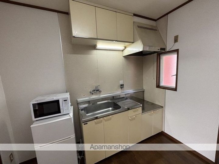 滋賀県彦根市八坂町の賃貸アパートのキッチン