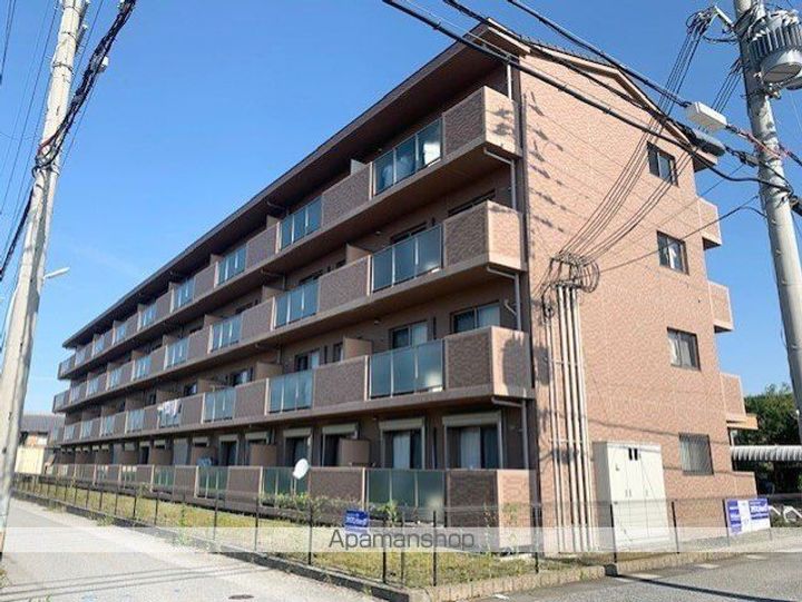 滋賀県彦根市高宮町の賃貸マンション105の外観