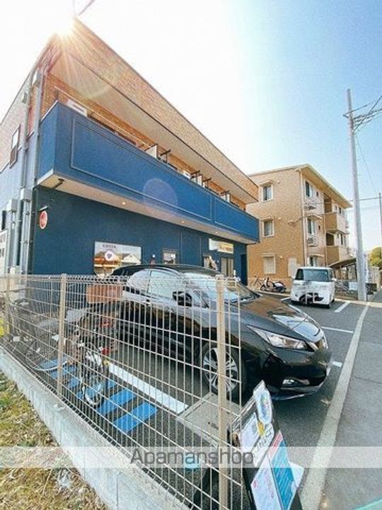 埼玉県吉川市美南4丁目の賃貸アパートの外観