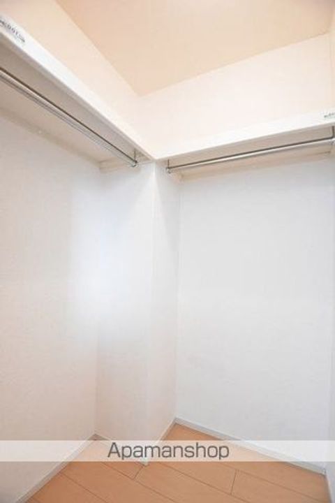 コートシャルマンⅦの玄関