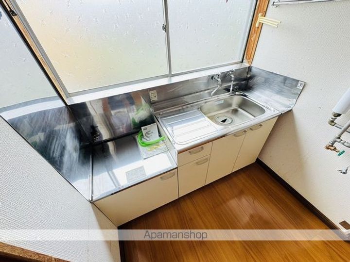 マンションあずま美原201のキッチン