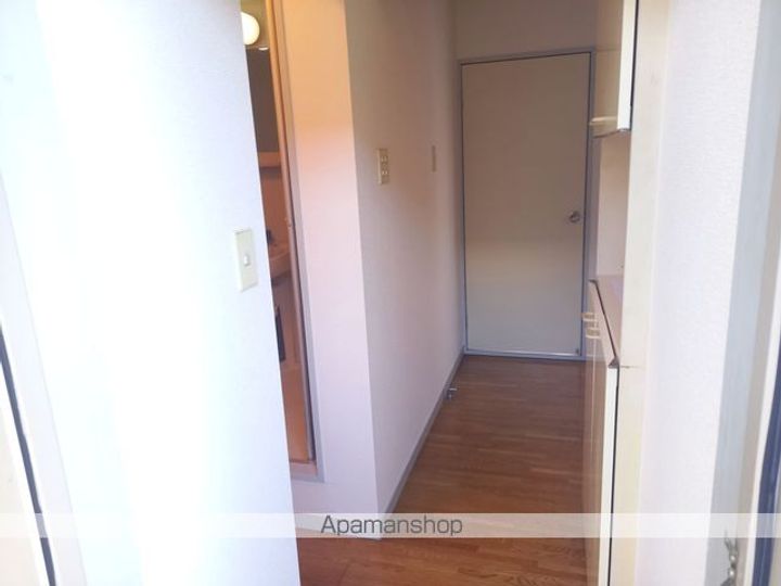 ブルーミング岩沼201の玄関