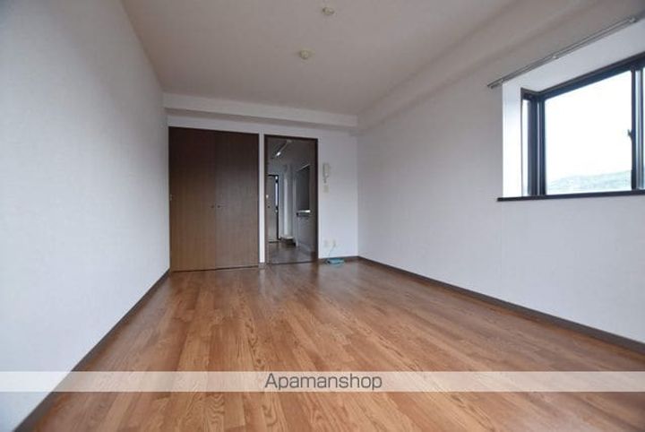 コンアモールⅠ305の居間