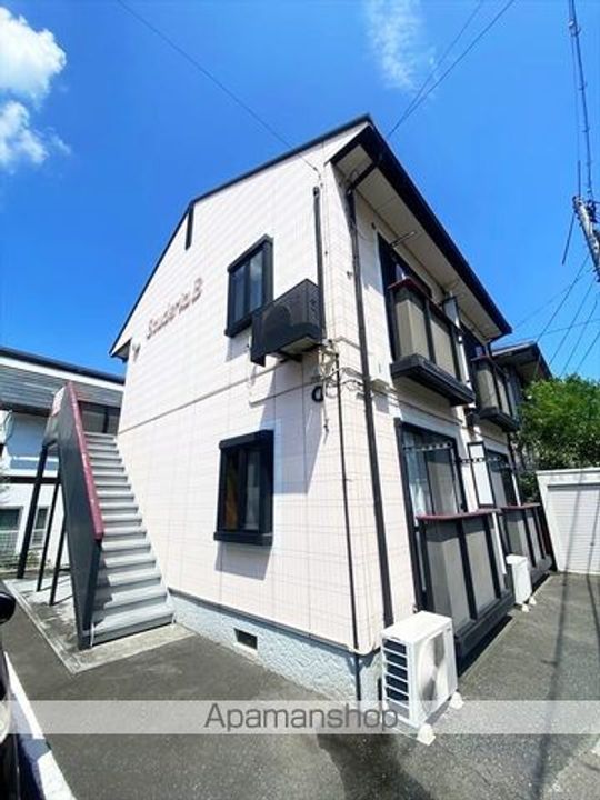 スクーデリア中庄Bの外観