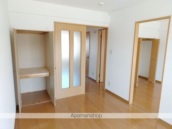 長野県松本市大字松原の賃貸マンション204の内装