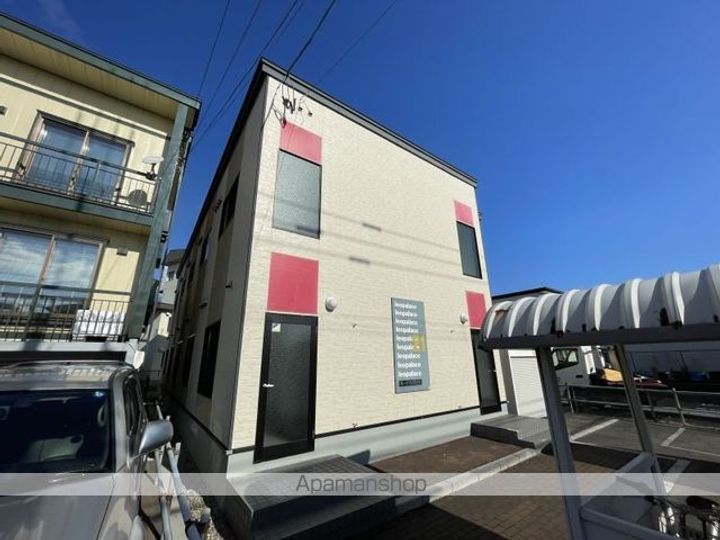 レオパレスカーサブリランテ103の外観