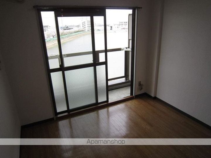 グランピア小松里302の内装