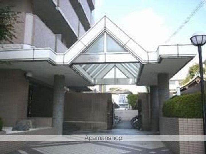 メゾン・ド・九品寺の外観