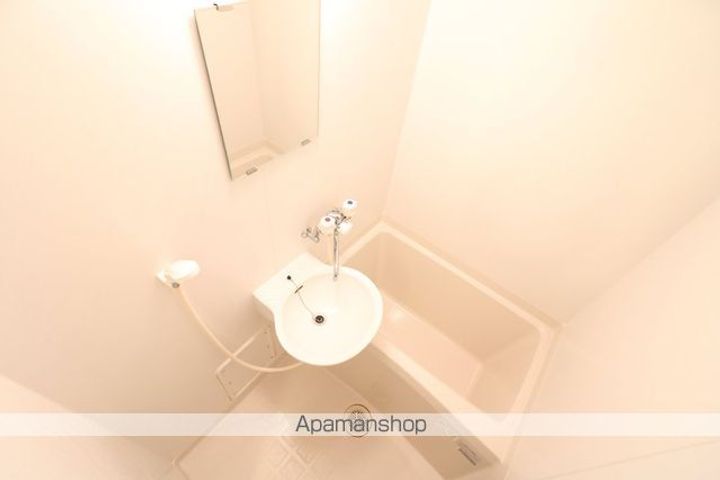 レオパレスコート ひこね105の風呂