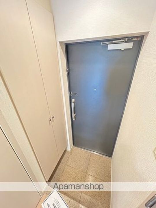 ルクレ東上野レジデンスの玄関