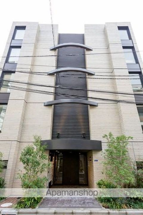 LAPIS南麻布の外観