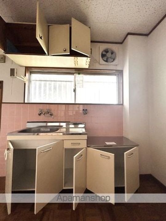 根来ハイツ104のキッチン