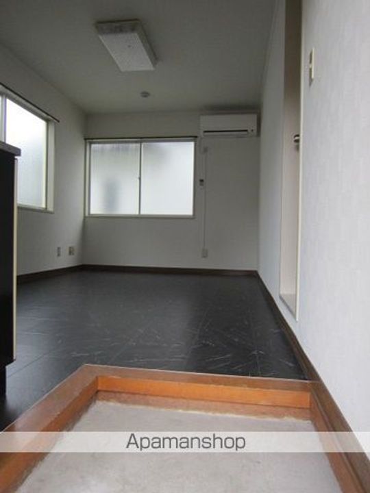 ニューハイツ杏子の玄関