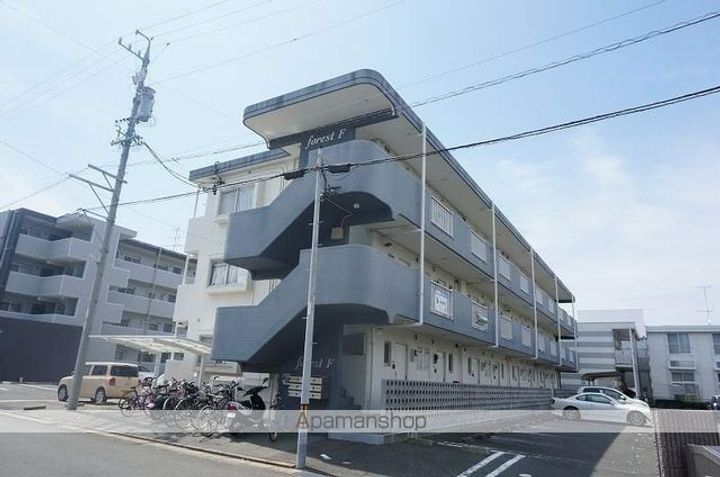 静岡県浜松市中央区萩丘2丁目の賃貸マンションの外観