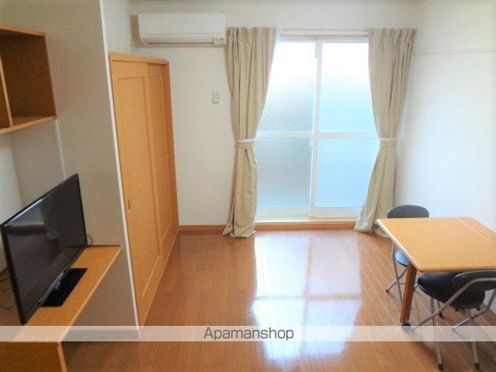 レオパレス藤の居間