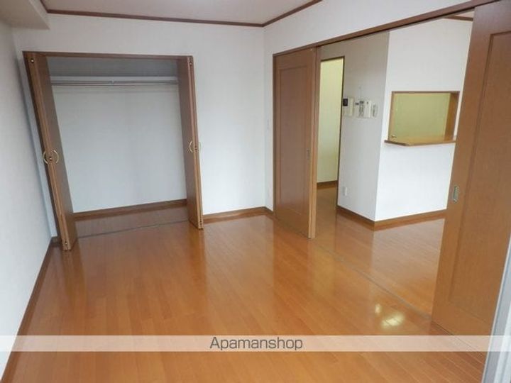 クレールシャンブル204の居間