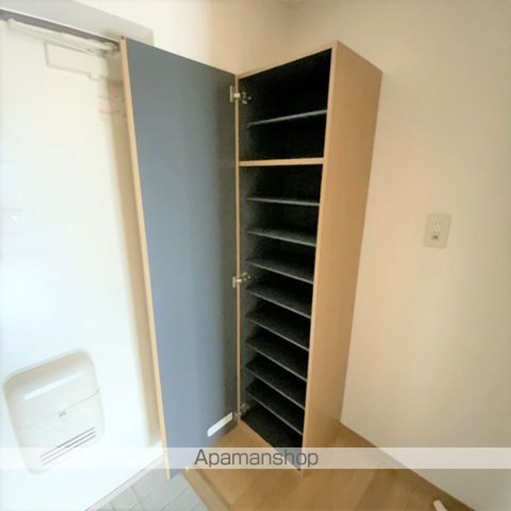 スペースアークヒル204の内装