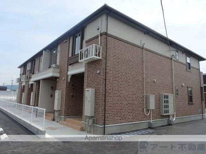 愛媛県伊予市下吾川の賃貸アパート106の外観