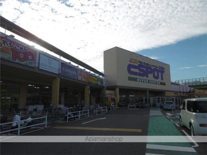 パルテールの周辺