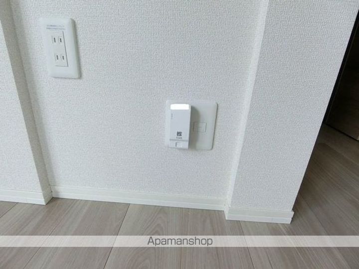 シャトル古市の内装