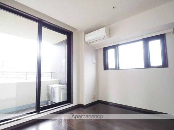 東京都千代田区神田小川町3丁目の賃貸マンションの内装