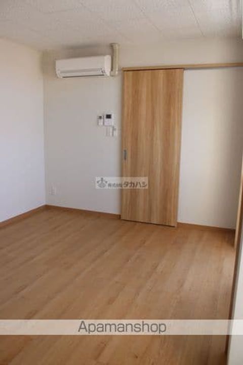 広島県福山市神辺町字十九軒屋の賃貸マンション301の内装