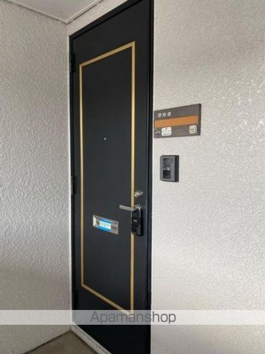 香川県高松市木太町の賃貸アパートの玄関