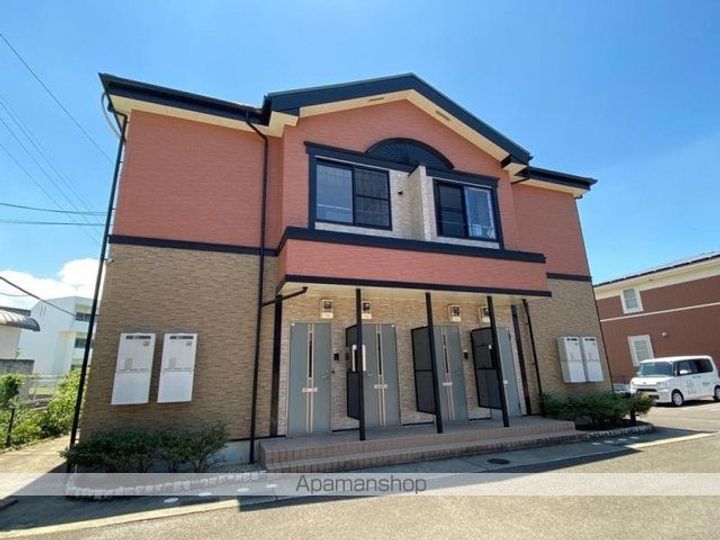 香川県高松市一宮町の賃貸アパートの外観