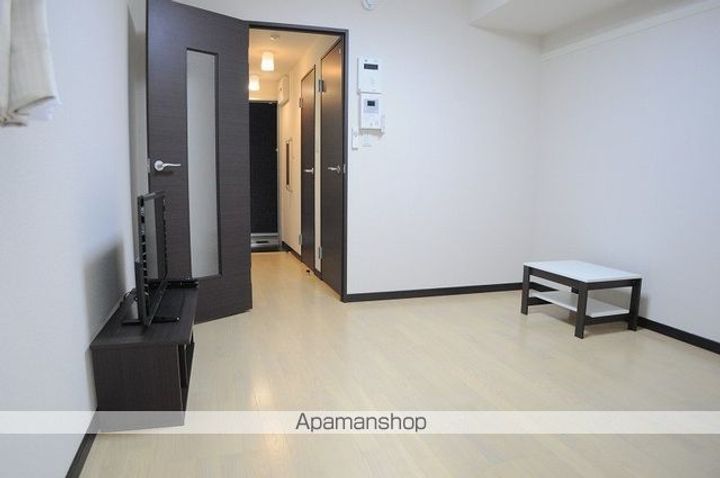 レオネクストムーンハウスの居間