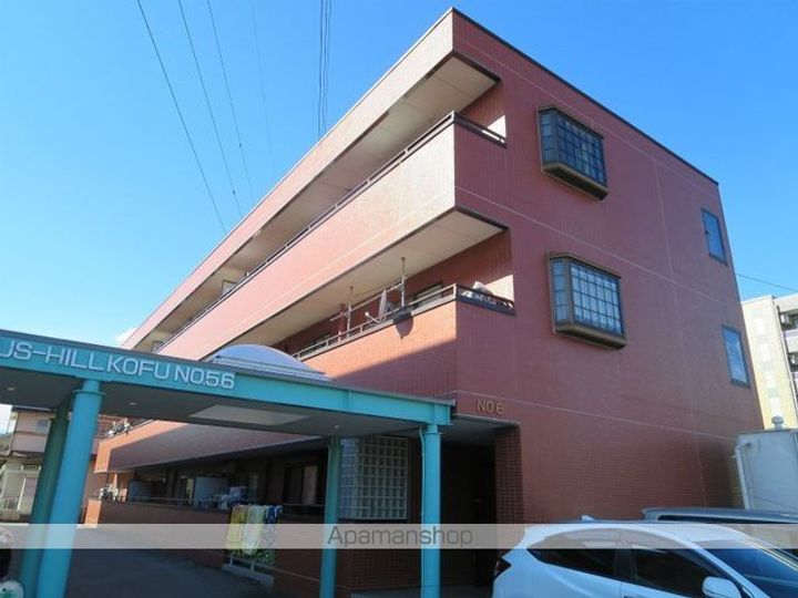 ステータスヒル甲府六番館302の外観