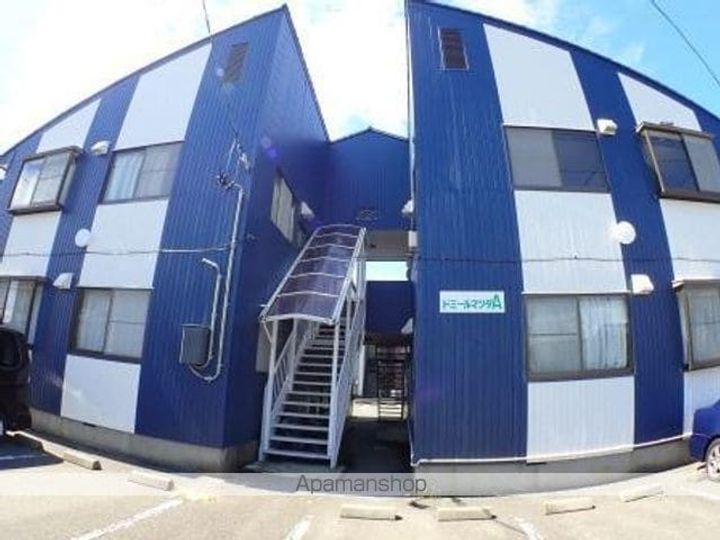 ドミールマツダAA205の外観