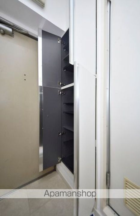 東京都杉並区堀ノ内3丁目の賃貸マンションの内装