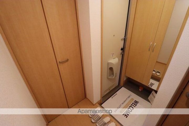 サニーモール 参番館103の玄関